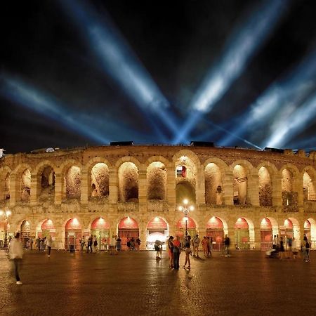 Attico Quarto Di Luna Verona Eksteriør billede
