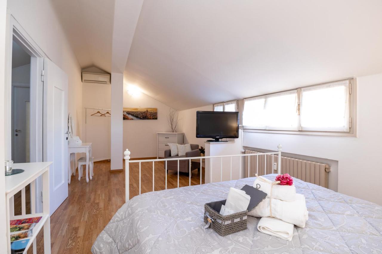 Attico Quarto Di Luna Verona Eksteriør billede